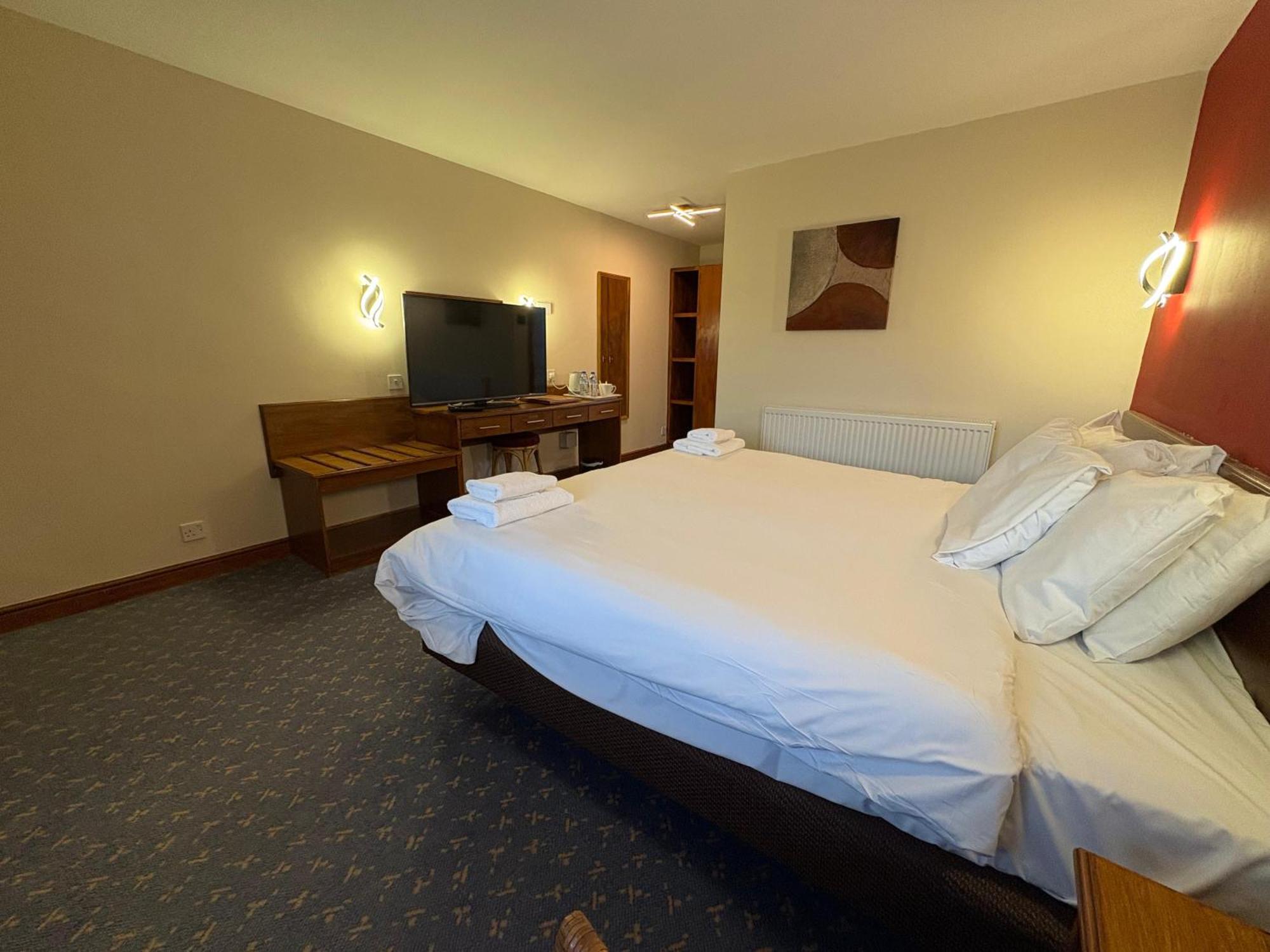 Tollgate Hotel & Leisure Stoke-on-Trent Exteriér fotografie